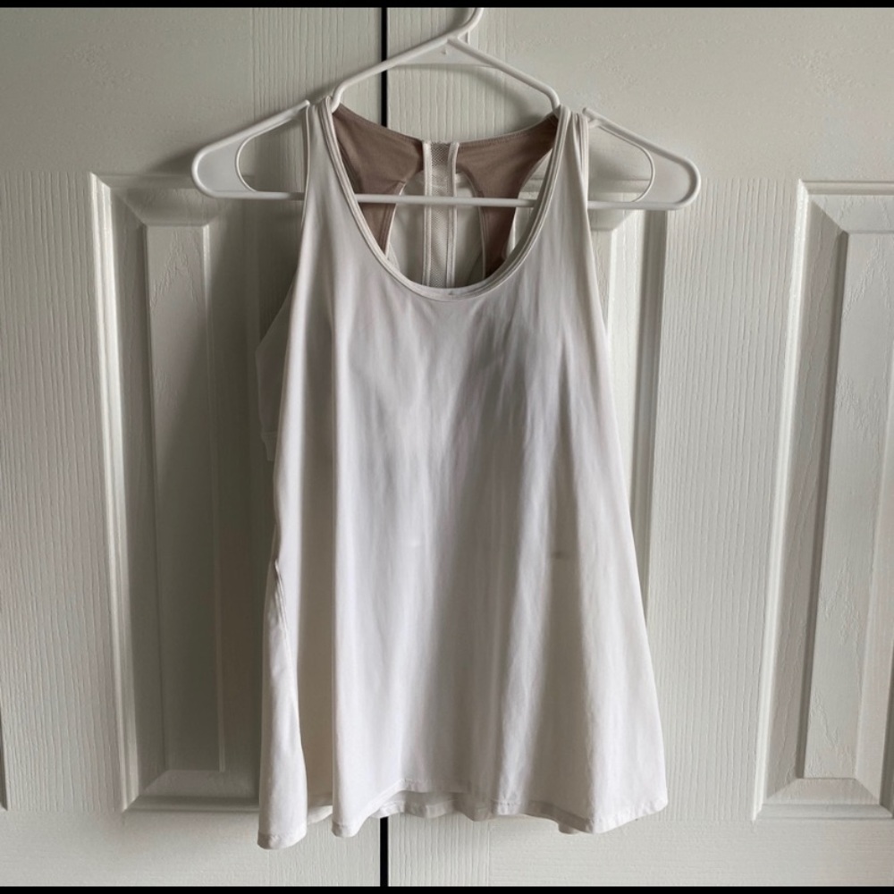 Lululemon tank with built in sports bra. Size 6.